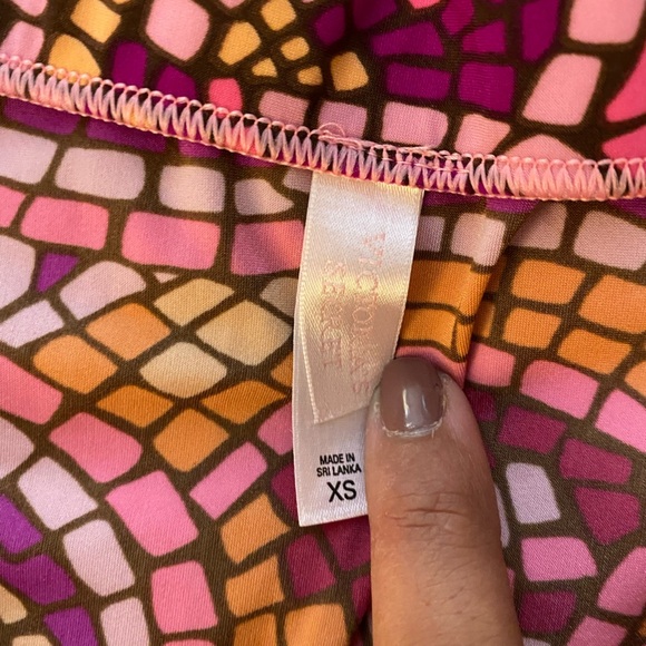 Victoria’s Secret Tile Print Beach Cover Skirt - Picture 4 of 4